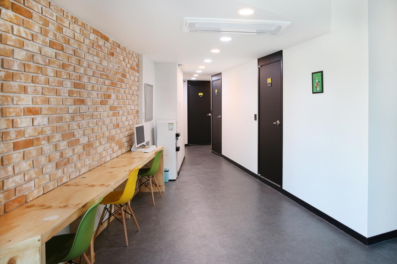 24 Guesthouse Yeosu Exterior foto