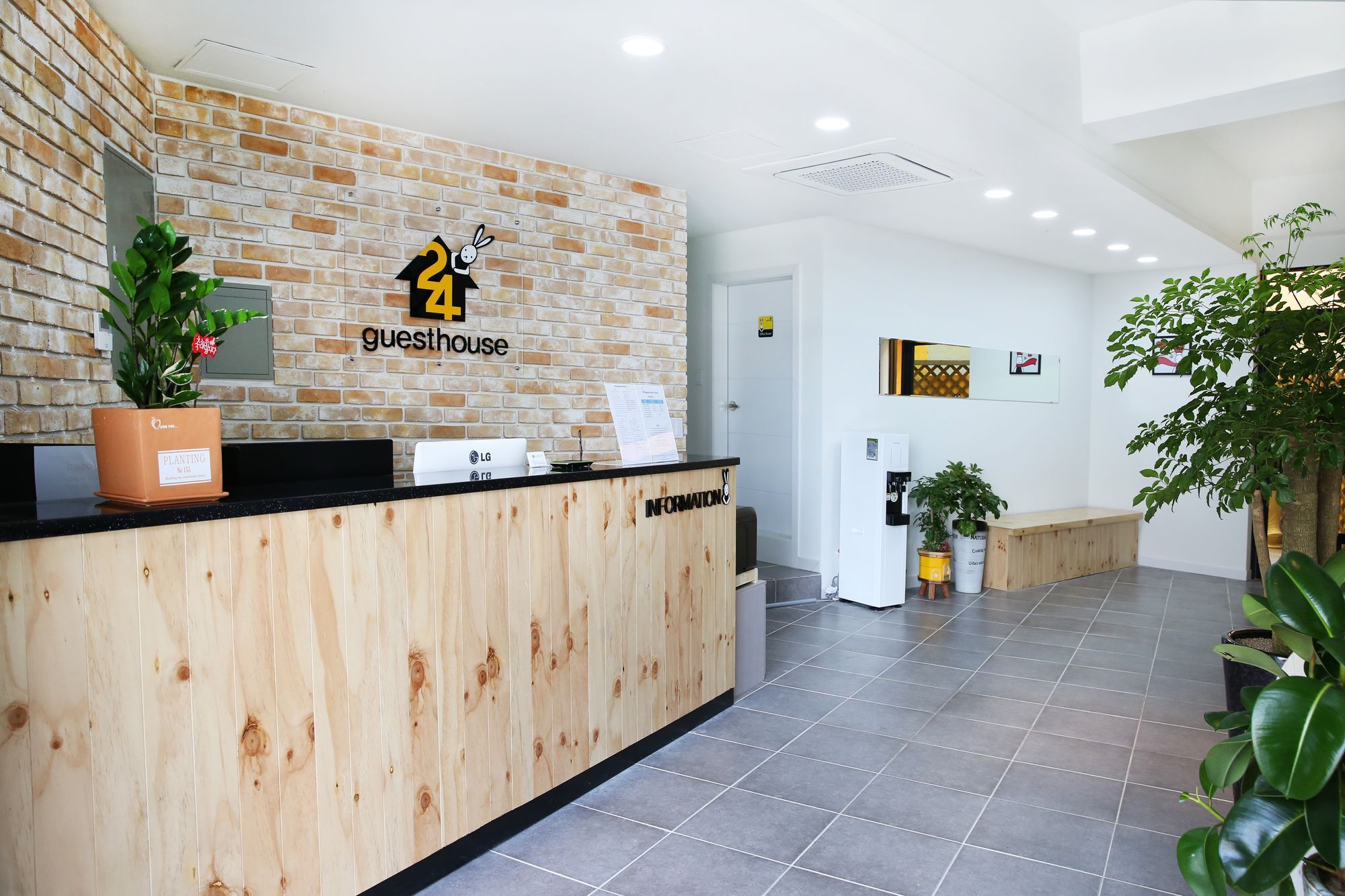 24 Guesthouse Yeosu Exterior foto